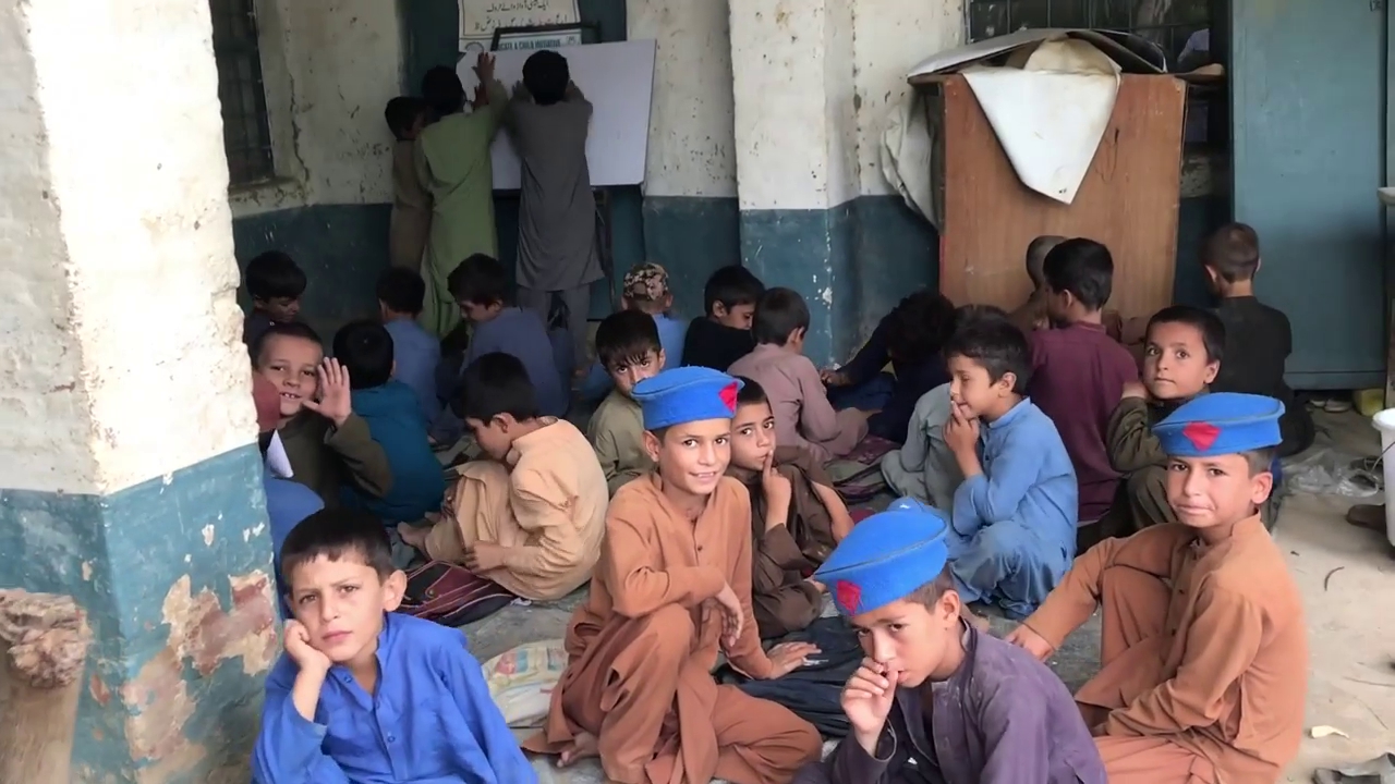 Afghans determined to give their children an education